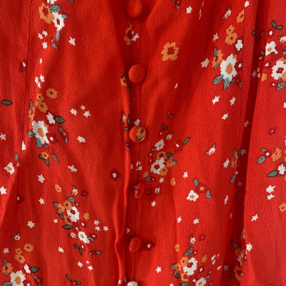 Off-the shoulder dress - Picture 6 of 7